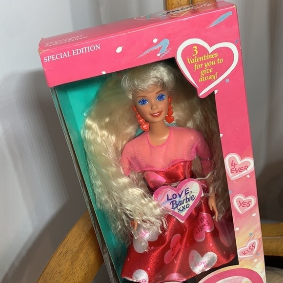 Vintage 1993 be mine Valentine’s Day Barbie Mattel special edition Cards new - Picture 2 of 8